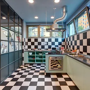  Albergue Meininger Lambrate